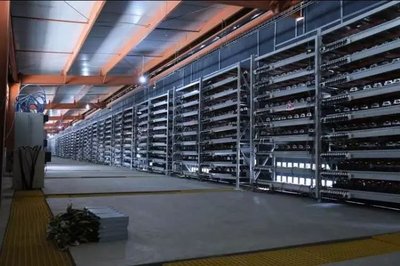 A bustling mining farm optimized for energy efficiency, showcasing hosted rigs in a sustainable setup