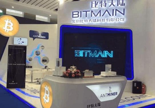 An advanced mining rig setup, illustrating the core components essential for effective cryptocurrency mining strategies